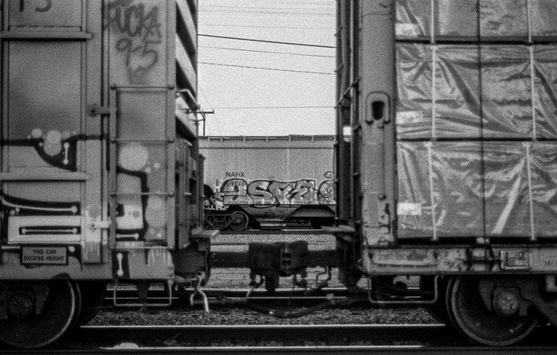 Kühl-LKW auf Autobahn